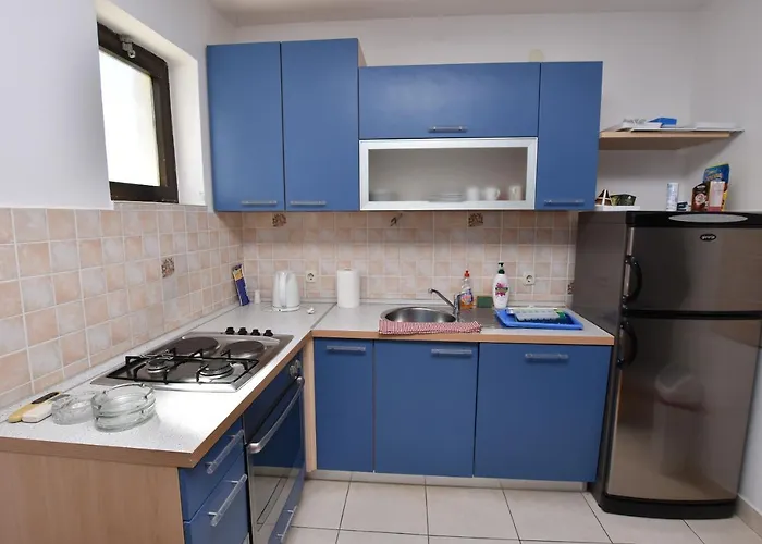 Bozena Πανσιόν Primošten